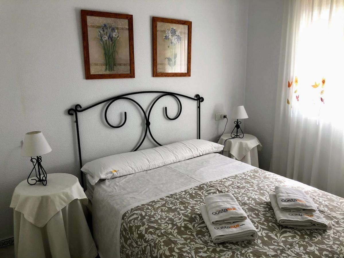 Apartamento Zinna Chiclana de la Frontera Exterior photo